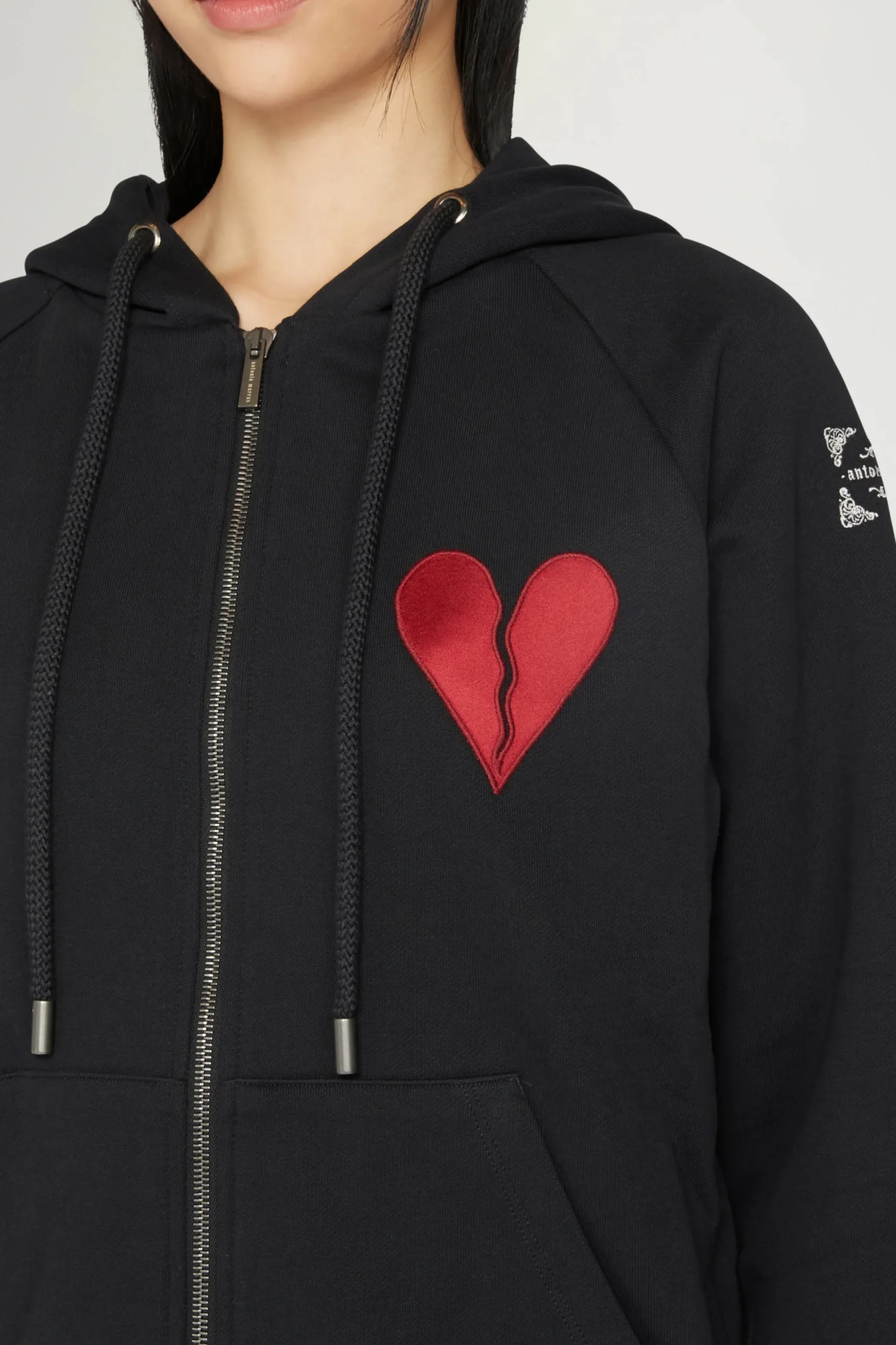 Magliette E Top|Uomo^Antonio Marras Felpa con cappuccio con cuore spezzato e cerniera
